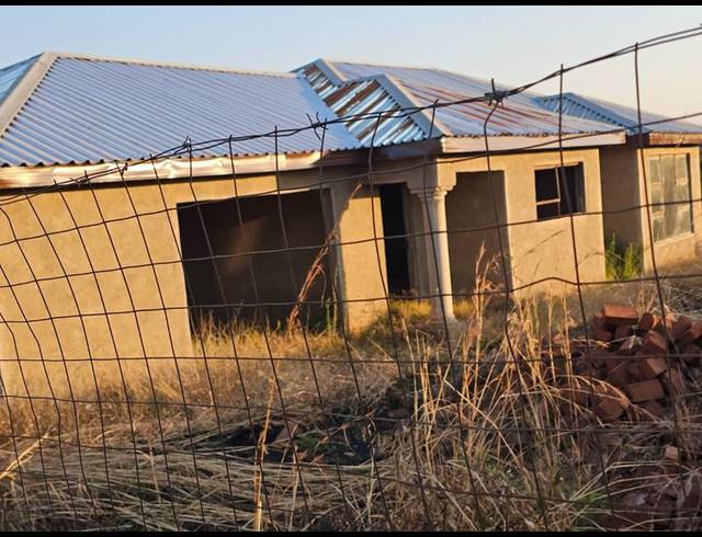 3 BEDROOM HOUSE FOR SALE IN VYEBOOM